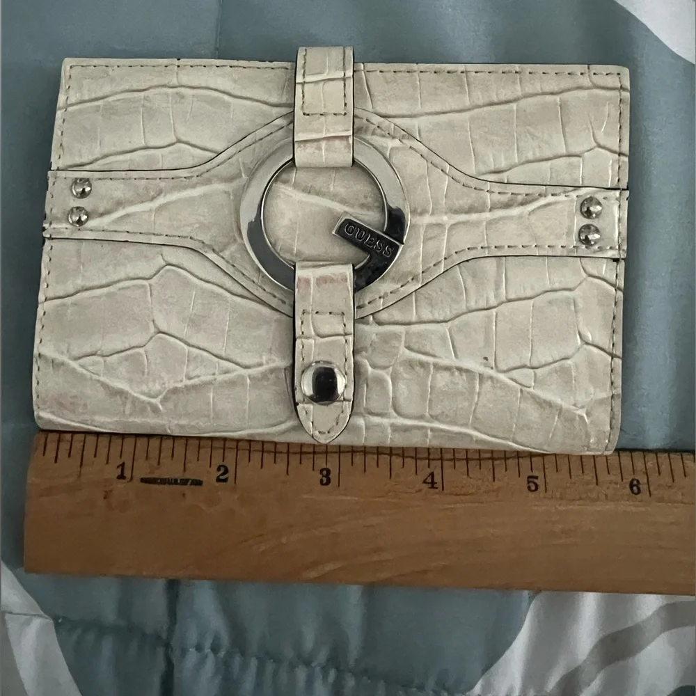 GUESS Crocodile Leather Wallet Off-White - Picture 5 of 7